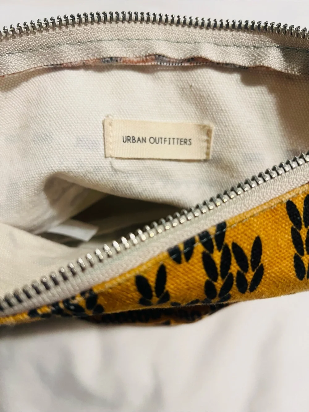 Urban Outfitters urban outfitters
